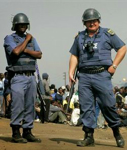 South-African-policemen